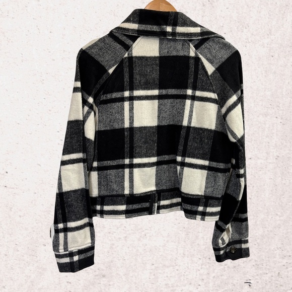 HYFVE Black and White Bomber Jacket with Plaid Pattern - Picture 2 of 4
